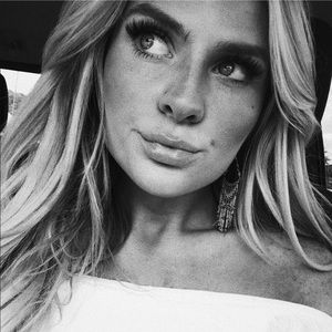 Meet your Posher, Tiffany